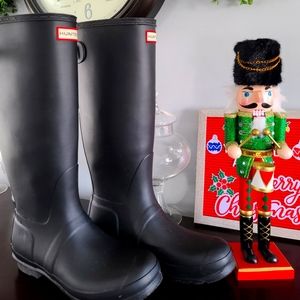 Hunter Tall Back Matte Black Boots